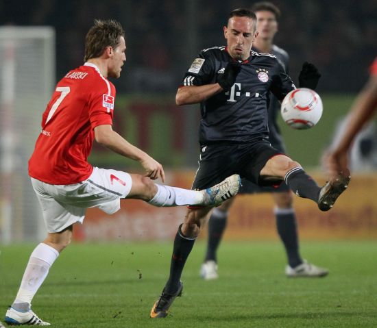 通过加强中 通过加强中