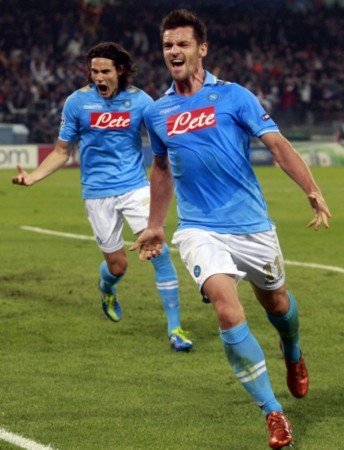 强团队协作 强团队协作